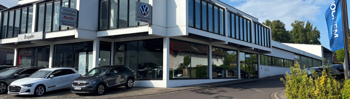 Autohaus Bojahr GmbH | Das Bild zeigt das Gebäude von außen.