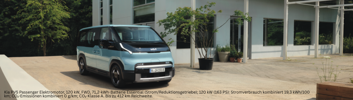 Kia KV5 Passenger | Jochem Gruppe Kia KV5 Passenger | Das Bild zeigt einen Elektrotansporter vor einem modernen Gebäude.
