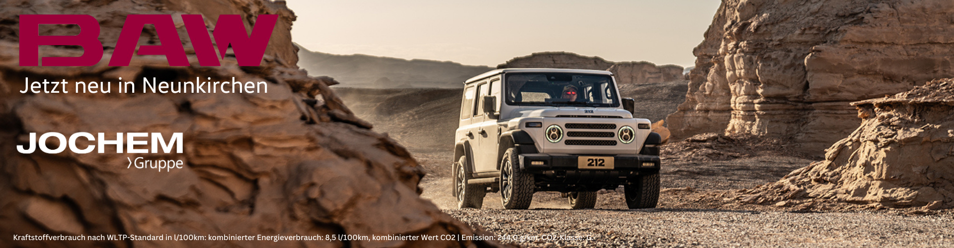 BAW 212 | Jochem Gruppe BAW 212 | Das Bild zeigt einen weißen SUV in einer felsigen Wüstenlandschaft.