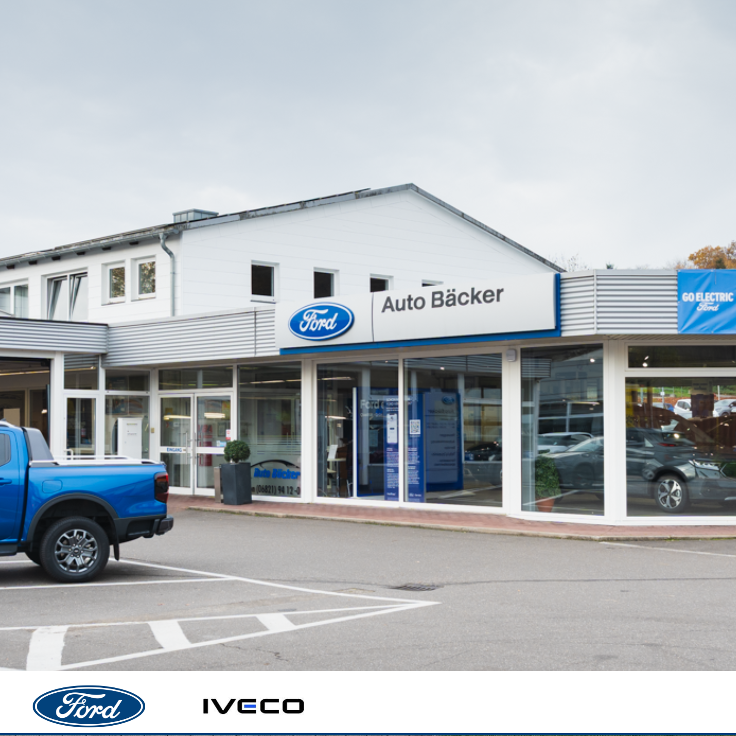 Auto Bäcker | Neunkirchen | Jochem Gruppe | Das Bild zeigt den Eingangsbereich von Auto Bäcker.