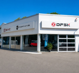 Autohaus AF GmbH | Jochem Gruppe | Neunkirchen Autohaus AF GmbH | Jochem Gruppe | Das Bild zeigt das Firmengebäude von außen.